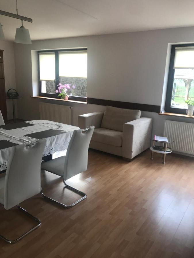 Apartament Zakatek Wroclawia Bielany Wrocławskie エクステリア 写真